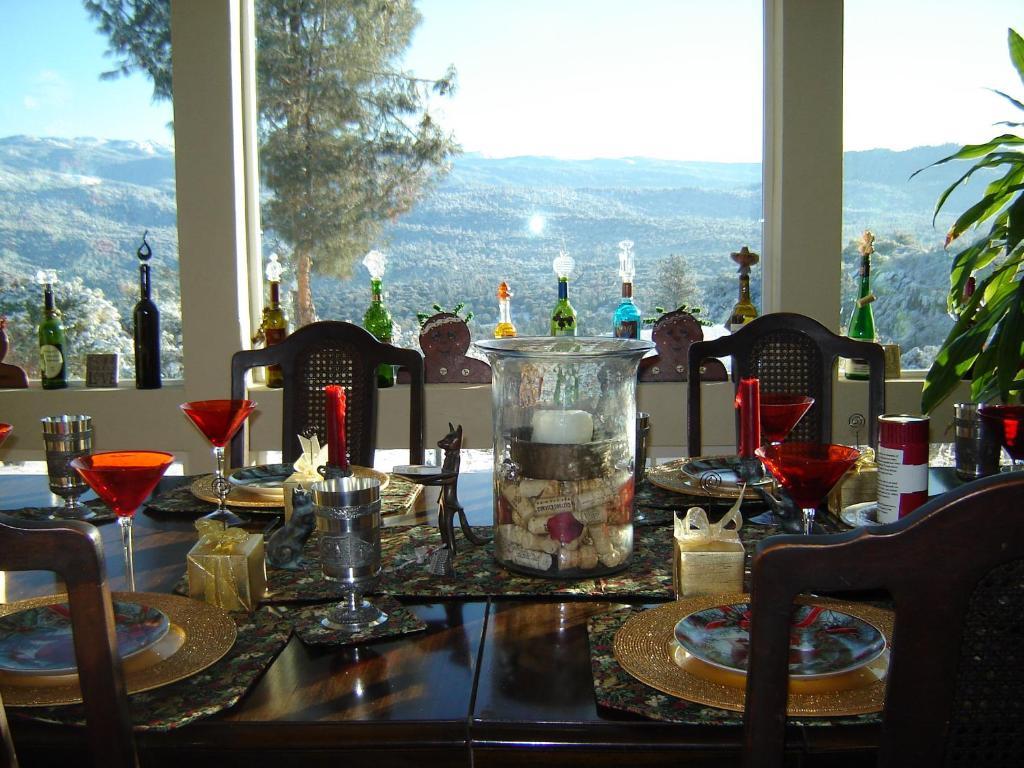 Yosemite Sierra View Bed & Breakfast Oakhurst Buitenkant foto