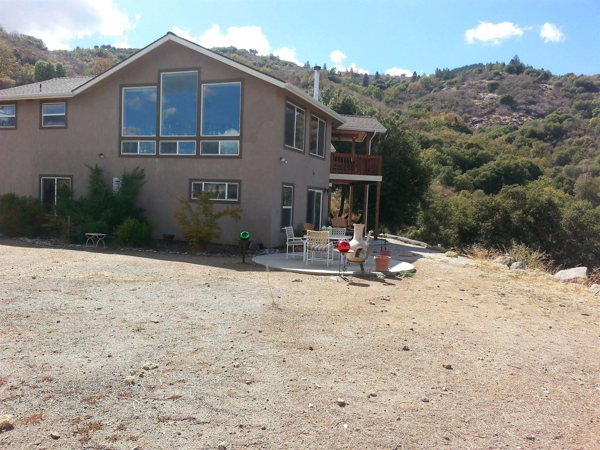 Yosemite Sierra View Bed & Breakfast Oakhurst Buitenkant foto