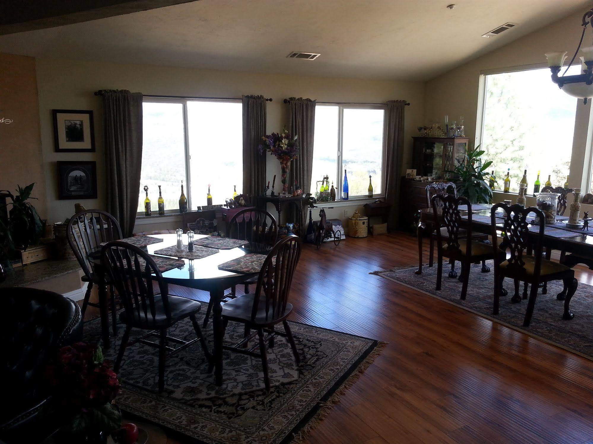 Yosemite Sierra View Bed & Breakfast Oakhurst Buitenkant foto