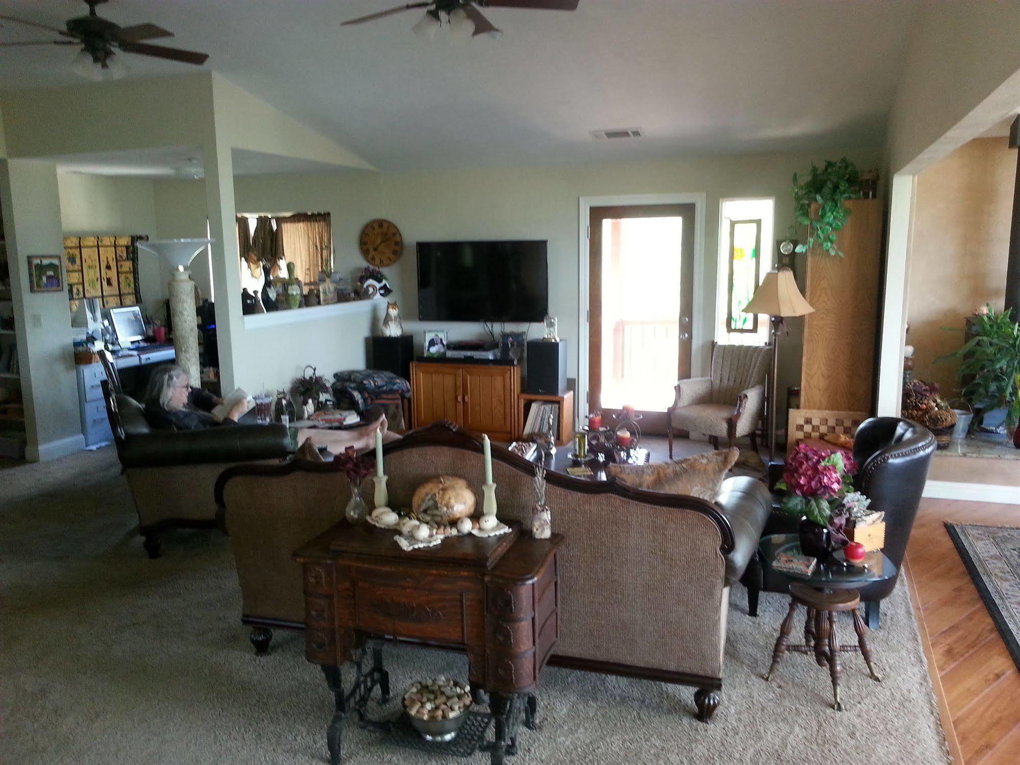 Yosemite Sierra View Bed & Breakfast Oakhurst Buitenkant foto